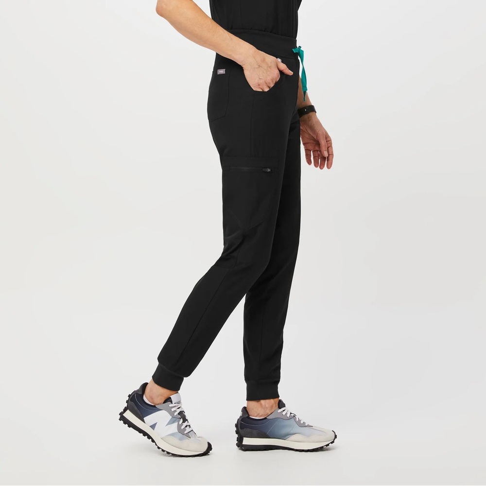 FIGS Technical Collection Jogger Scrubs - Picture 4 of 14